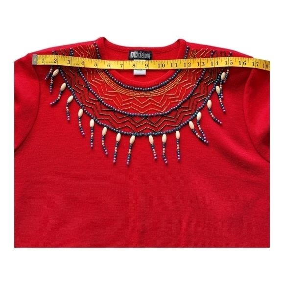 DL Mckelvey sweater red wool pullover faux pearl detail indian style size L - Picture 12 of 15